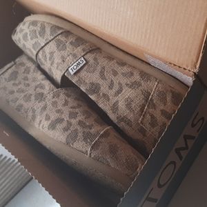CHEETAH PRINT TOMS